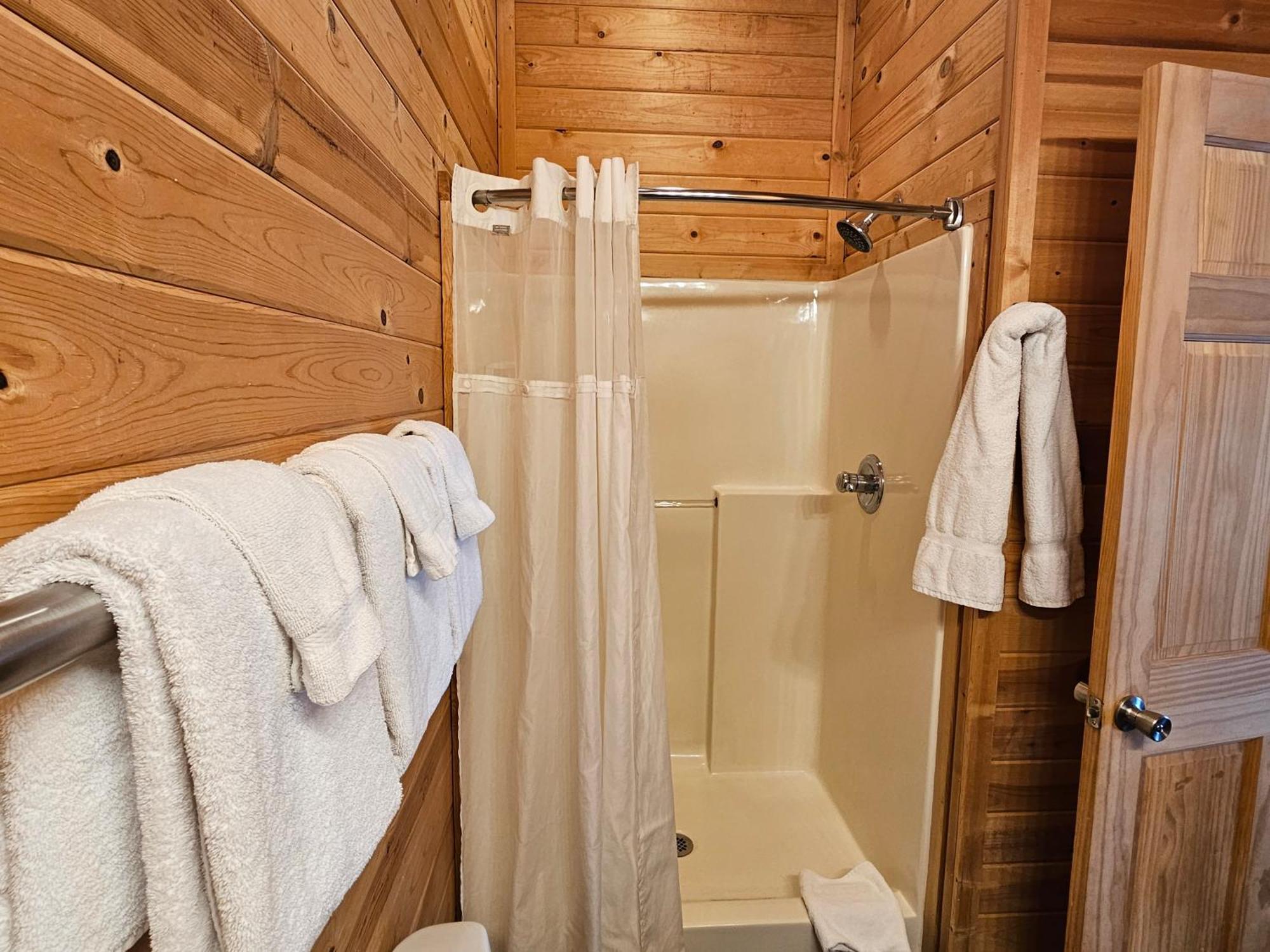5 Min To Beaver Lake-King Bed-Fire Pit-Jetted Tub #5 Eureka Springs Exterior photo